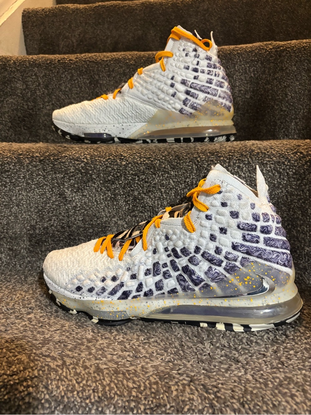 NBA 2K20 x Nike LeBron 17 Gamer Exclusive Bron 2K Playoffs size 12